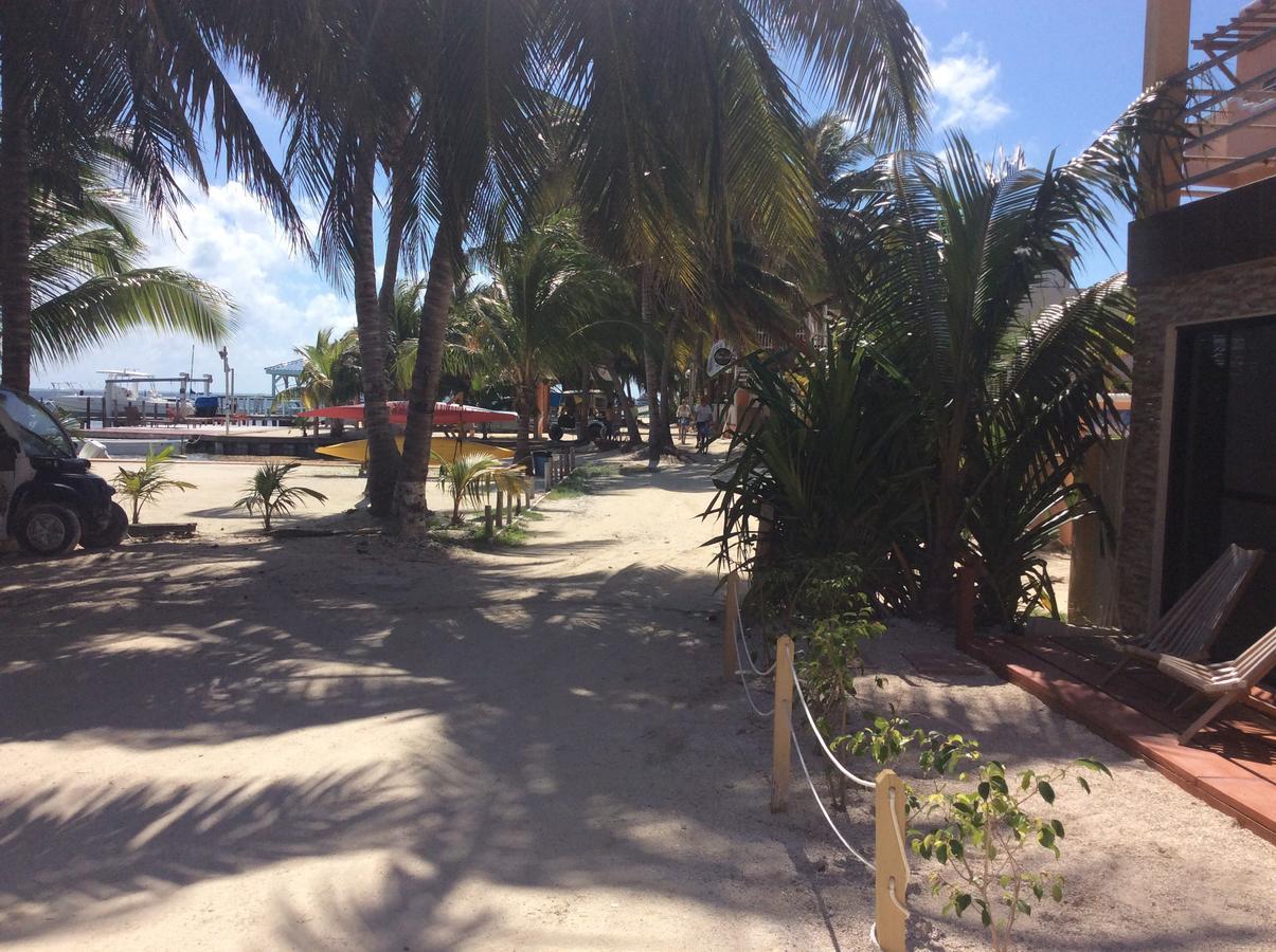 Popeye'S Beach Resort Сан Педро Екстериор снимка