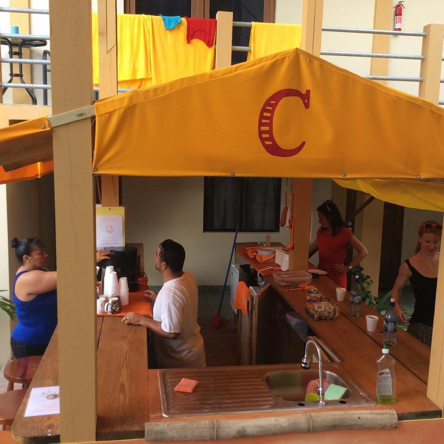 Popeye'S Beach Resort Сан Педро Екстериор снимка