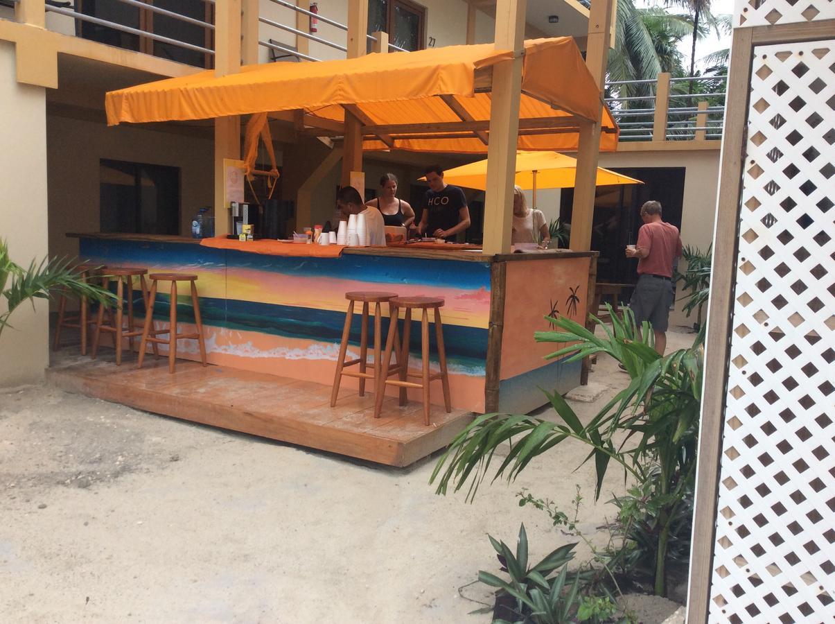 Popeye'S Beach Resort Сан Педро Екстериор снимка